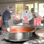 Yenişehir Belediyesi Aşevi’nden evlere yemek servisi